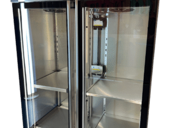 2 Electric Sockets & Scaffold Rod
