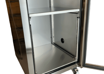 EP700 with 6 access ports & sliding shelf with door open